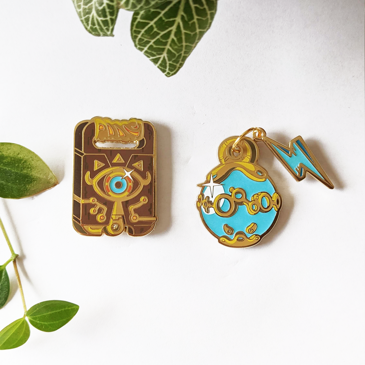Pin - Sheikah Slate