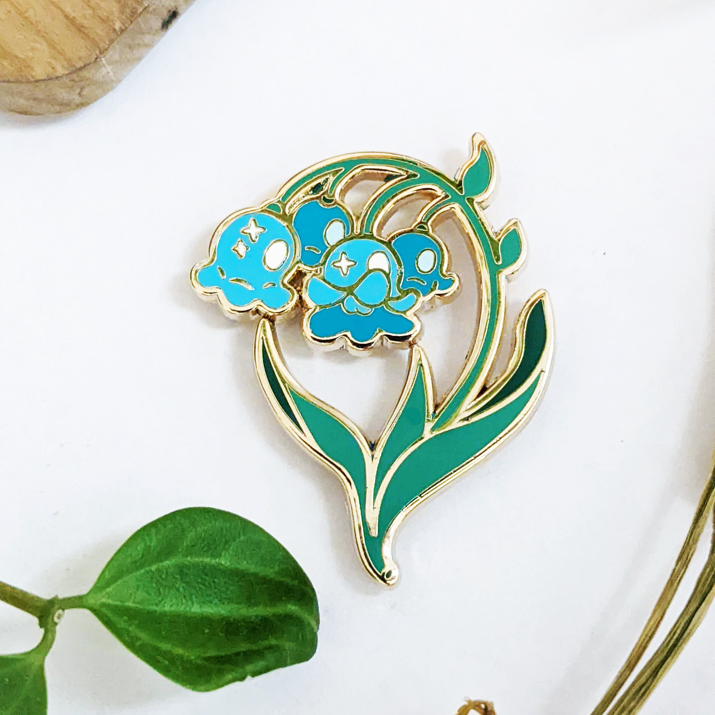 Pin - Blue Nightshade