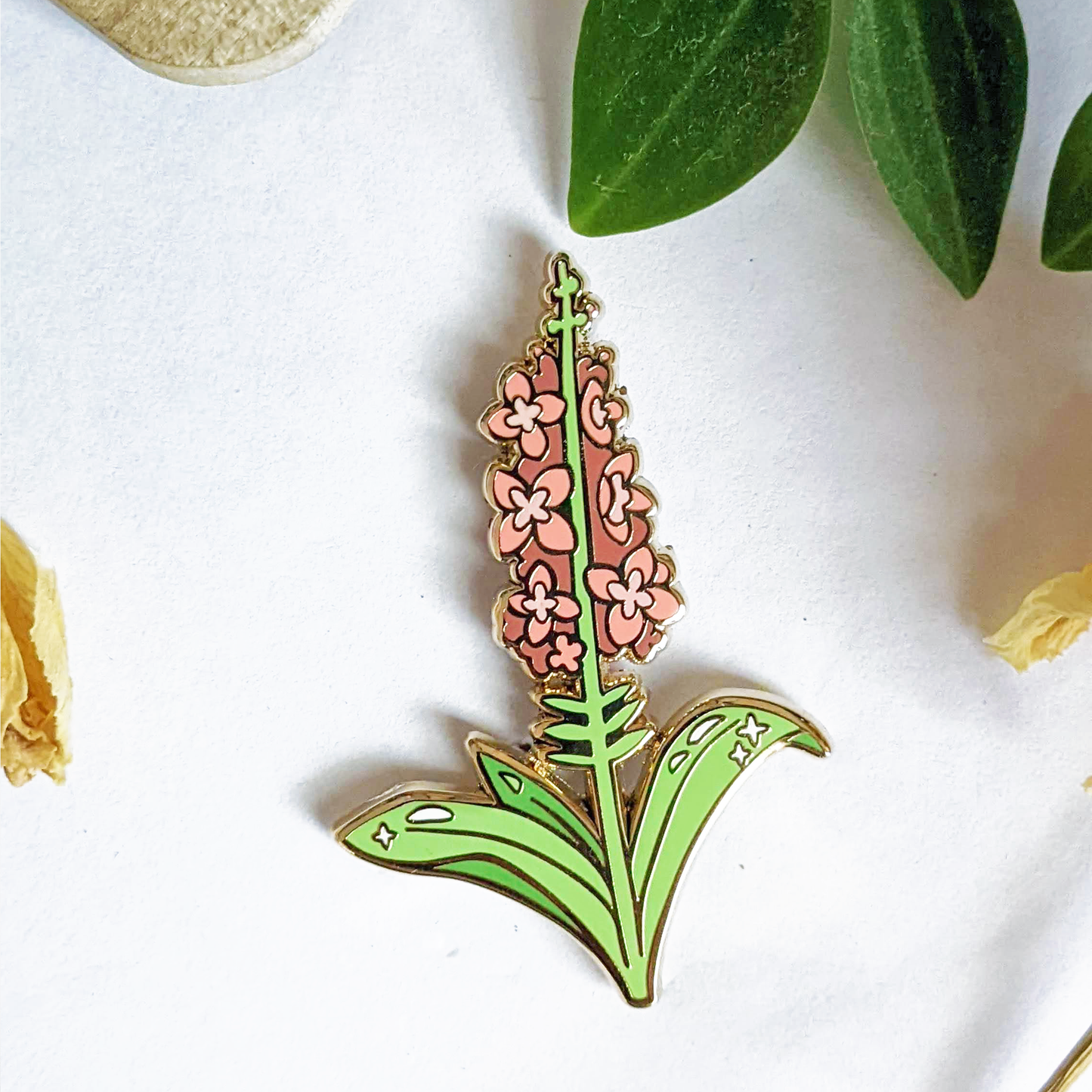 Set of 8 pins - Flowers of the Wild Collection